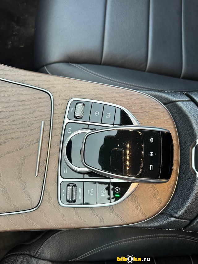 Mercedes-Benz E - Class 