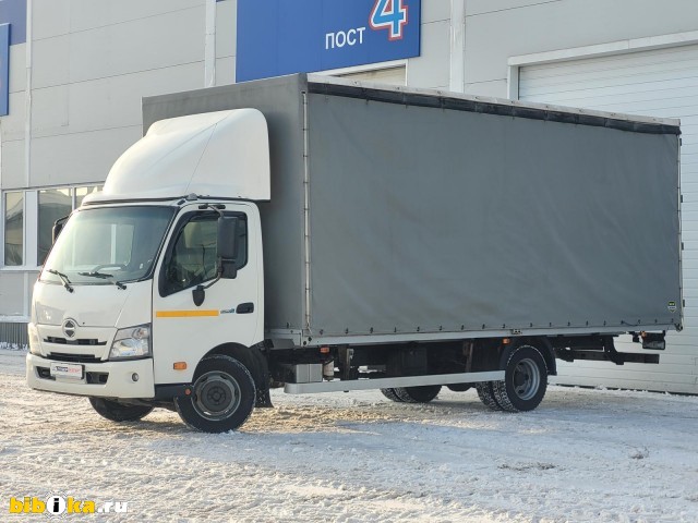 Hino 300 4x2 Дизель Механическая 150 л.с. Бортовой грузовик