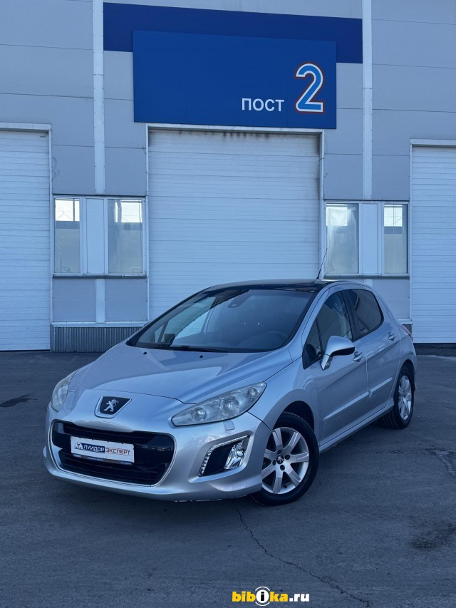 Peugeot 308 1.6 MT 120 л.с.