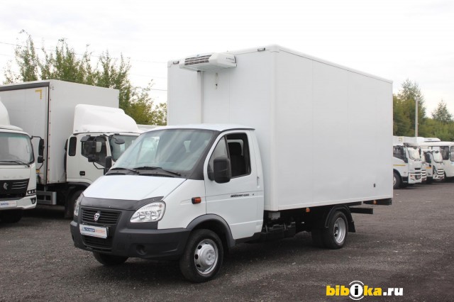 ГАЗ Газель 3302 2.7 MT 107 л.с.