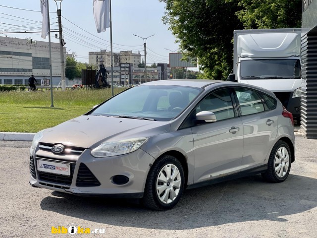 Ford Focus 1.6 MT 105 л.с.