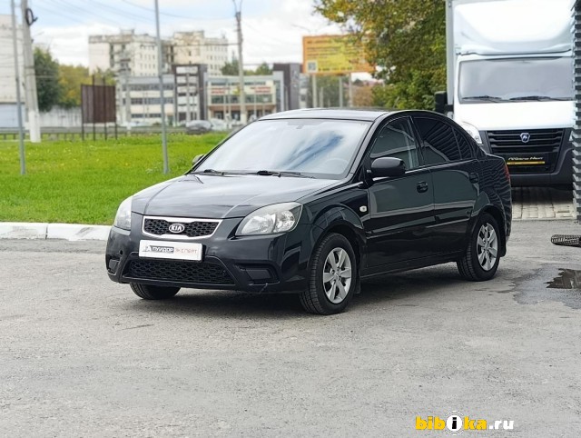 Kia Rio 1.4 MT 97 л.с.