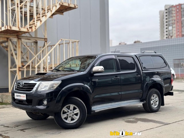 Toyota Hilux Pickup 2.5d MT 144 л.с. 4WD