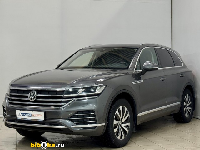 Volkswagen Touareg 2.0 AT 249 л.с. 4WD