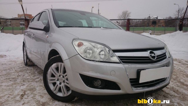 Opel Astra Family/H [рестайлинг] 1.6 MT (115 л.с.) 