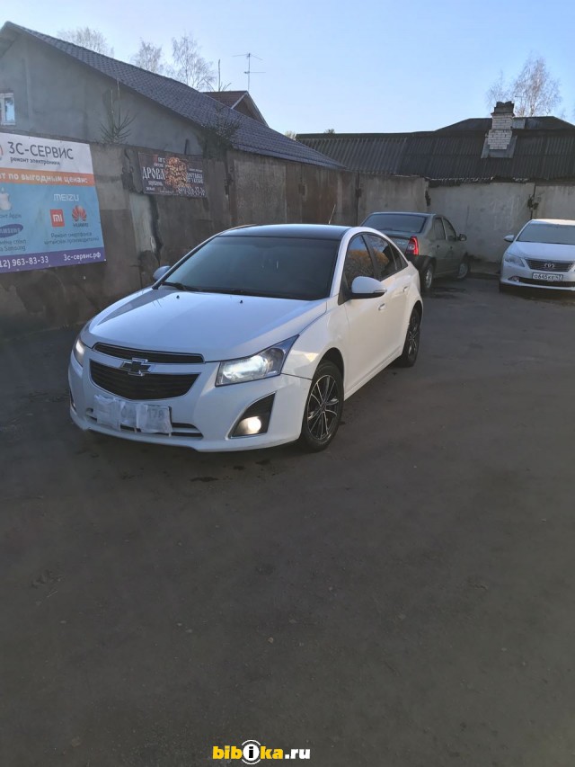 Chevrolet Cruze J300 [рестайлинг] 1.8 AT (141 л.с.) LT