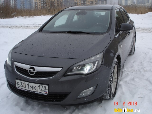 Opel Astra J 1.4 Turbo MT (140 л.с.) 