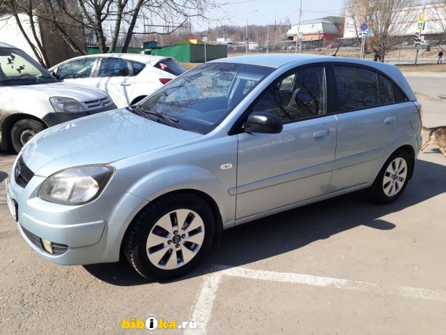 Kia Rio 2 поколение [рестайлинг] 1.4 MT (97 л.с.) комфорт