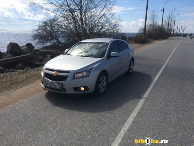 Chevrolet Cruze J300 1.8 MT (141 л.с.) LT