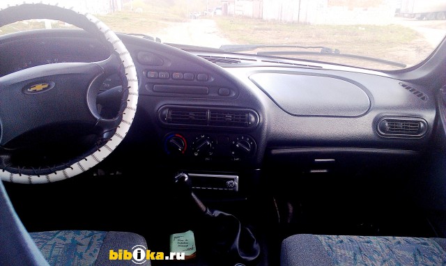 Chevrolet Niva (ВАЗ 2123) 1 поколение 1.7 MT (80 л.с.) 