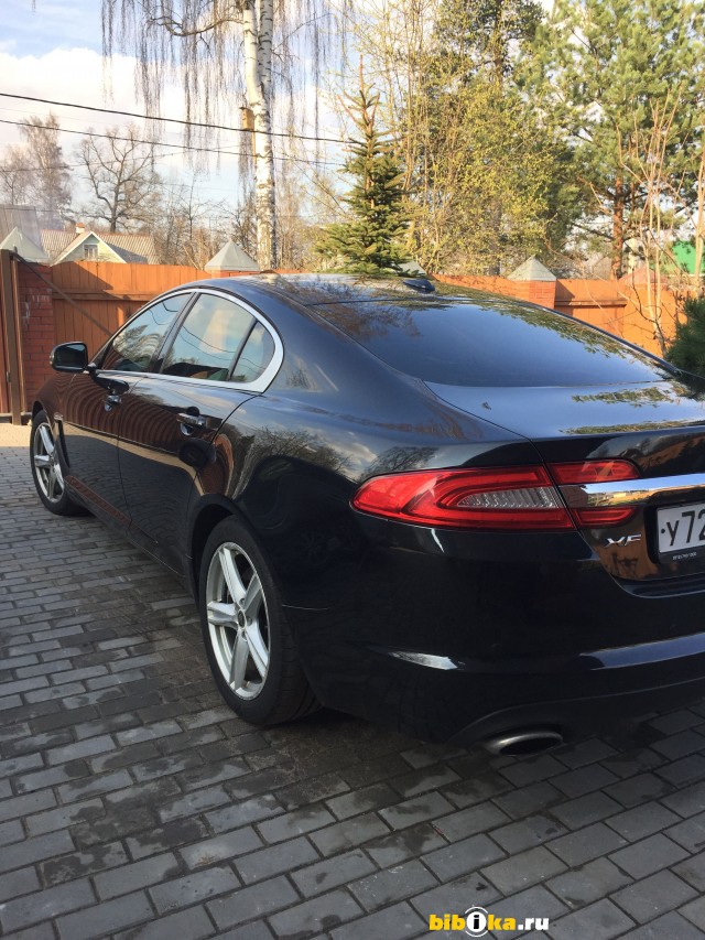 Jaguar XF  Portfolio