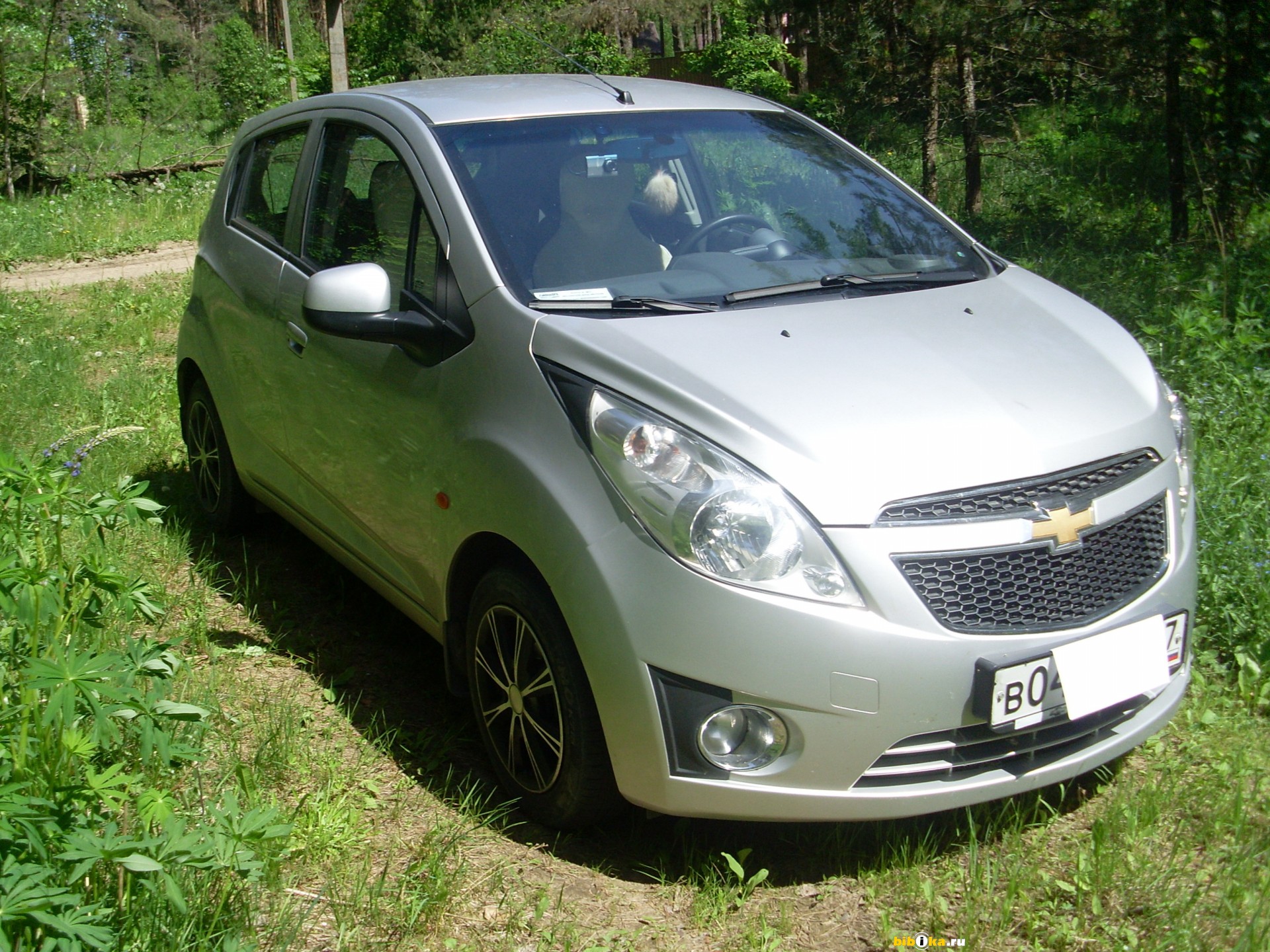 Chevrolet Spark 2012 внутри