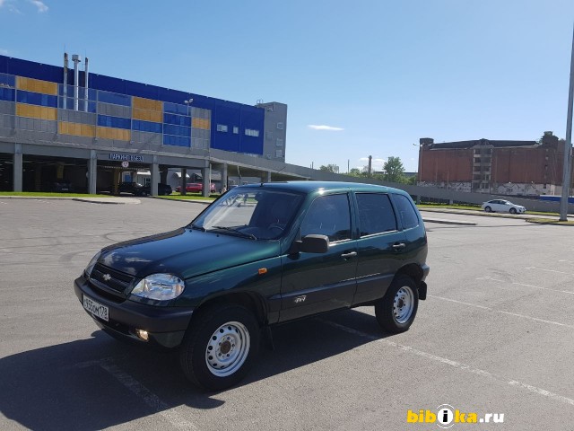 Chevrolet Niva (ВАЗ 2123) 1 поколение 1.7 MT (80 л.с.) 