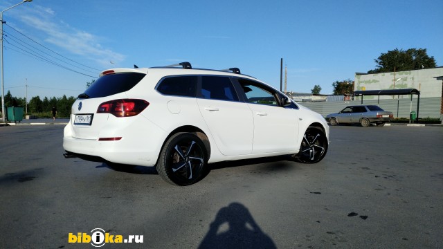 Opel Astra J 1.6 Turbo AT (180 л.с.) 