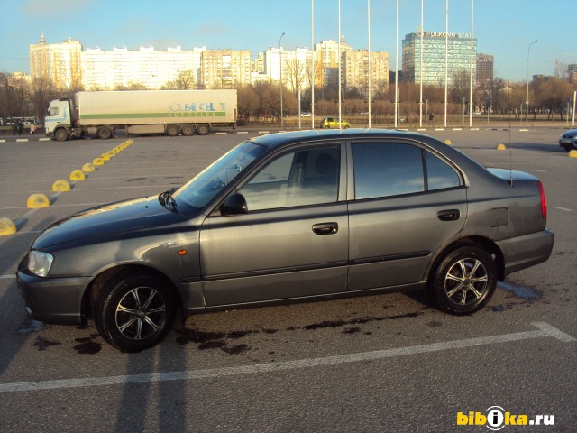 Hyundai Accent LC 1.5 MT (93 л.с.) 