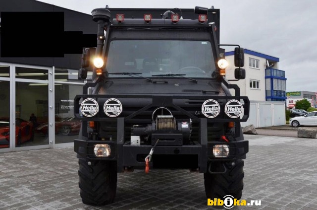 Mercedes-Benz Unimog  