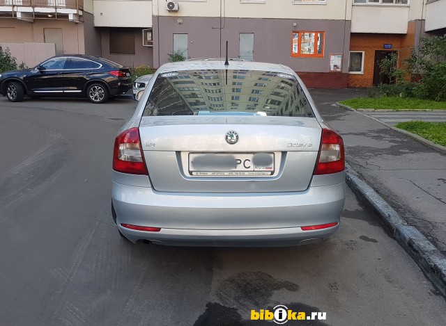 Skoda Octavia 2 поколение 1.6 Euro V MT (102 л.с.) 