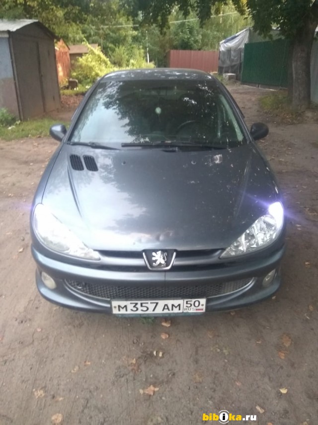 Peugeot 206 1.4 АТ 