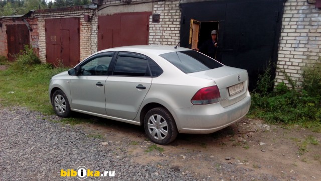 Volkswagen Polo 5 поколение 1.6 MT (105 л.с.) 