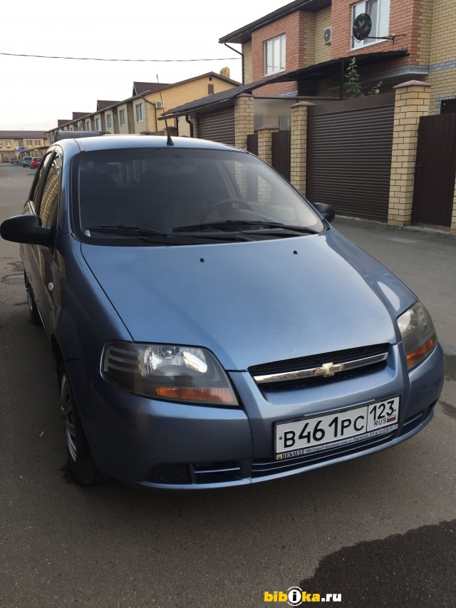 Chevrolet Aveo T200 1.2i MT (72 л.с.) 