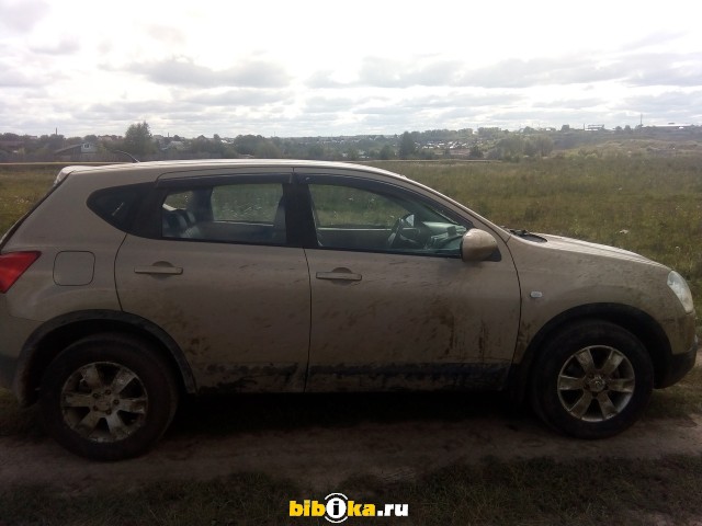 Nissan Qashqai 1 поколение 2.0 CVT FWD (140 л.с.) TEKNA