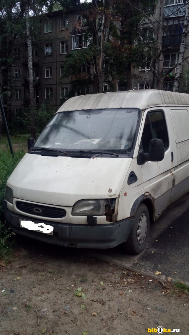 Ford Transit грузовой 