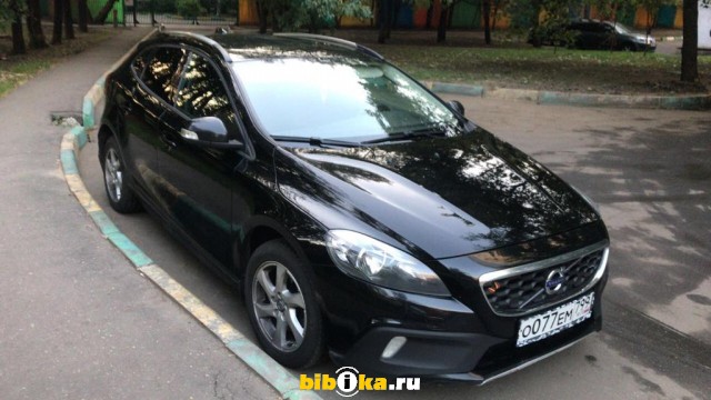 Volvo V40 Cross Country  Максимальная