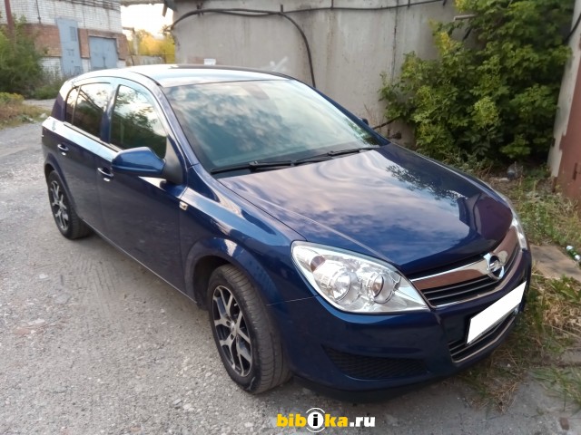 Opel Astra H 1.8 MT (140 л.с.) COSMO
