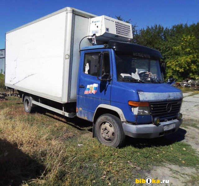 Mercedes-Benz Vario Truck 814D 