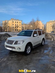 Nissan Pathfinder R51 [] 3.0 dCi Turbo AT AWD (231 ..) LE