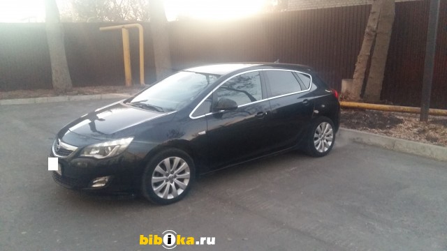 Opel Astra J 1.6 AT (115 л.с.) Cosmo