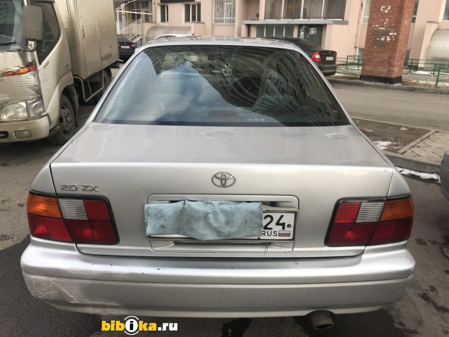 Toyota Camry V40 2.0 AT 4WD (135 л.с.) 