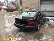 BMW 523  