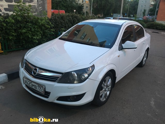 Opel Astra Family/H [рестайлинг] 1.8 AT (140 л.с.) Cosmo