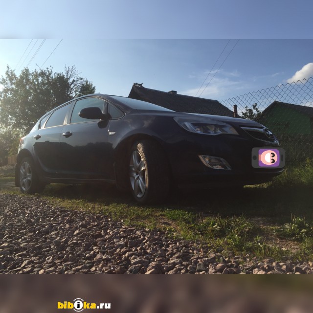 Opel Astra J 1.4 Turbo MT (140 л.с.) 