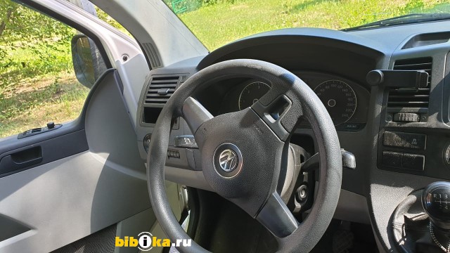 Volkswagen Transporter фургон цельнометаллический 