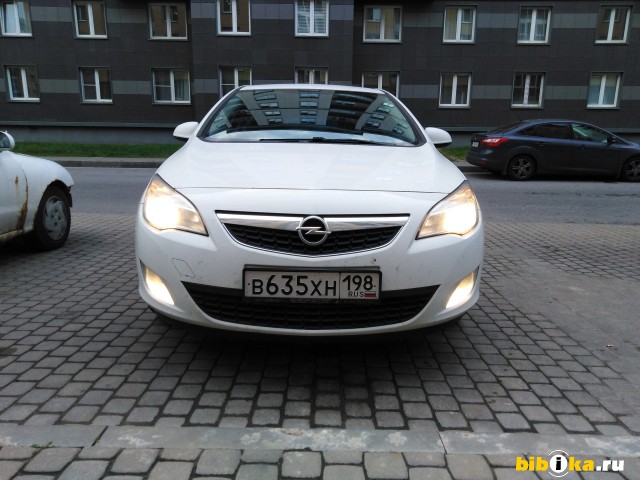 Opel Astra J 1.4 Turbo AT (140 л.с.) cosmo