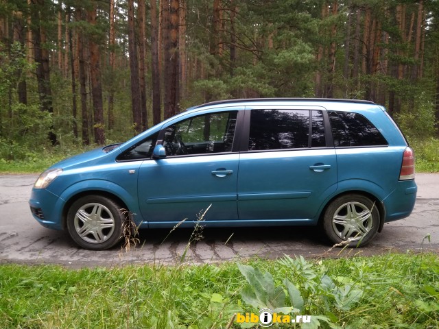 Opel Zafira B 1.8 MT (140 л.с.) Enjoy