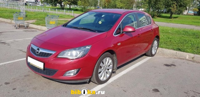Opel Astra J 1.6 AT (115 л.с.) COSMO