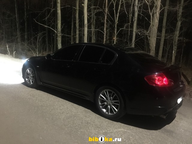 Infiniti G35  