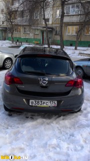 Opel Astra J   .