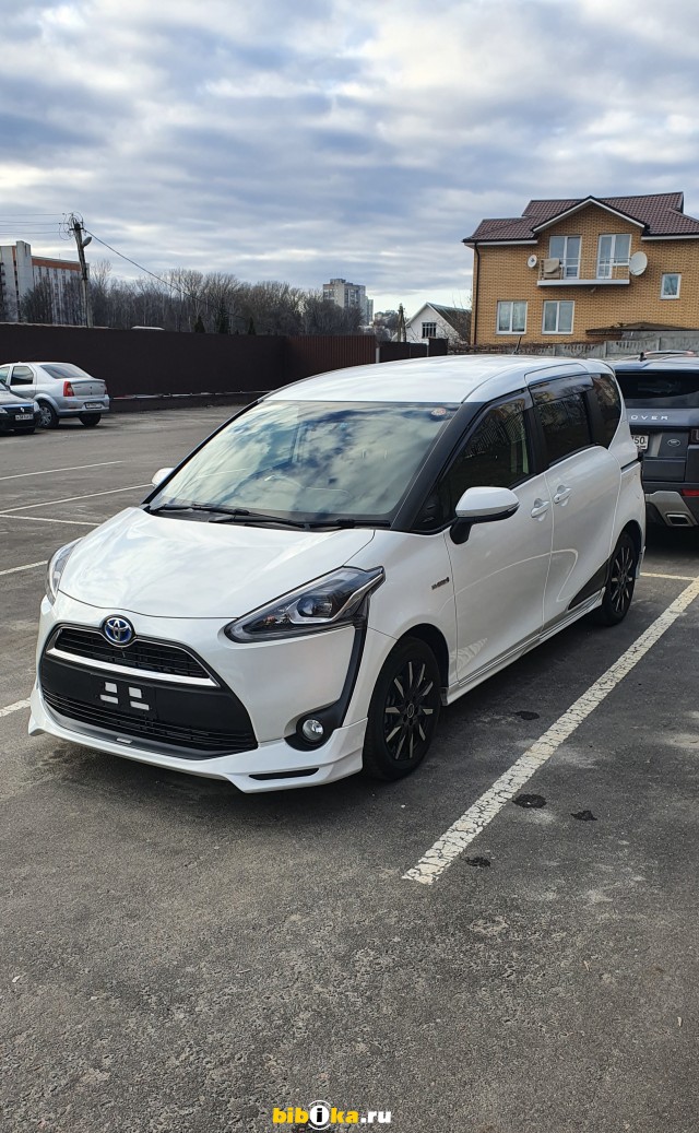 Toyota Sienta 7 мест Максимальная комплектация G Cuero