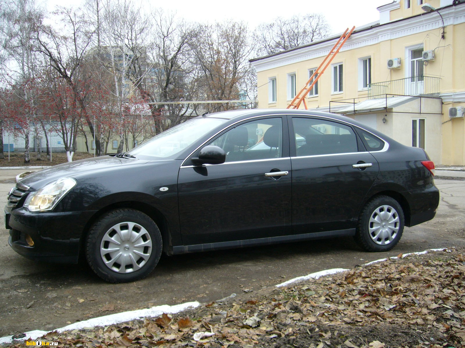 Nissan Almera g15 черный