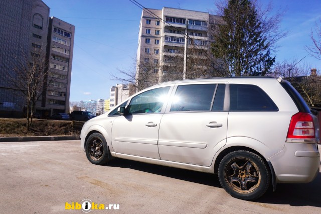 Opel Zafira B 1.8 MT (140 л.с.) 