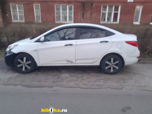 Hyundai Solaris 1 поколение 1.6 MT (123 л.с.) Стандарт