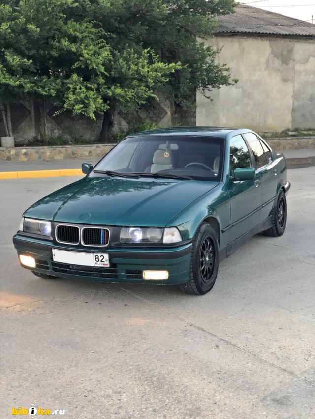 BMW 3-series E30 [рестайлинг] 318i kat MT (113 л.с.) 
