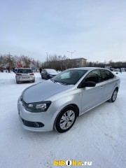 Volkswagen Polo 5  1.6 MT (105 ..) STYLE