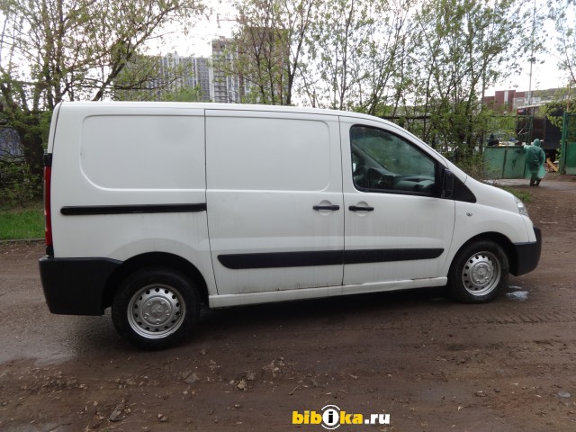 Peugeot Expert цельнометаллический