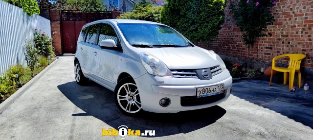 Nissan Note E11 1.6 AT (110 л.с.) 