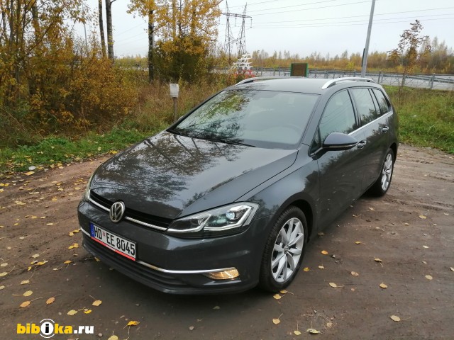 Volkswagen Golf VII 1.5 АВТОМАТ HIGHLINE